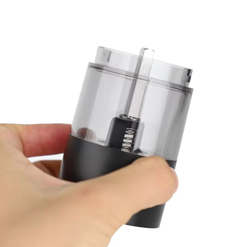 New Rechargeable Electric Salt and Pepper Grinder Adjustable Coarseness Large Capacity Auto Spices Grinders Kitchen Cooking Tool